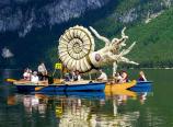 Aussee - kv�tinov� slavnosti na jeze�e