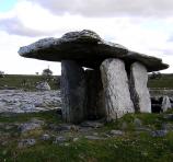 Irsko - dolmen Poulnabrone